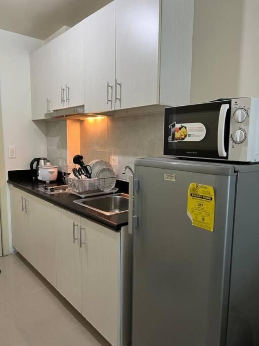 Jazz Residences - 1 Bedroom With Balcony - Cable, Wifi & Netflix 마닐라 외부 사진